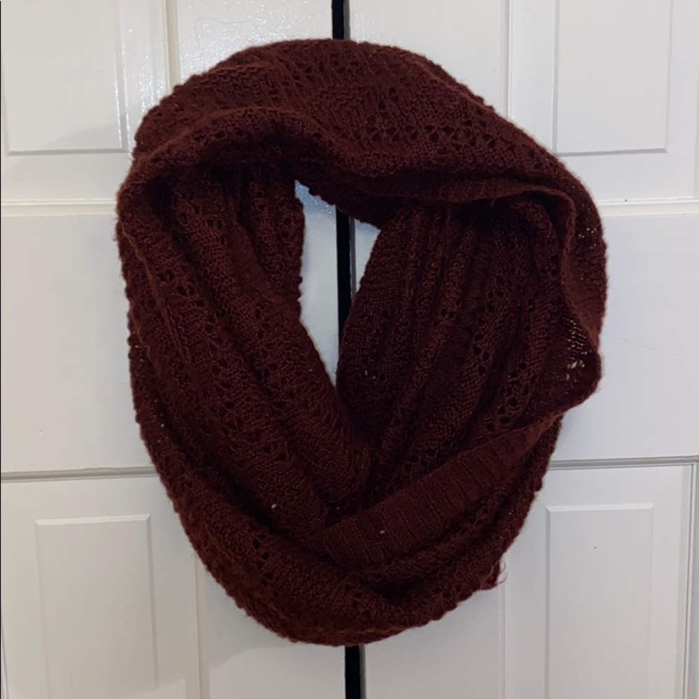 Maroon waffle knit infinity scarf